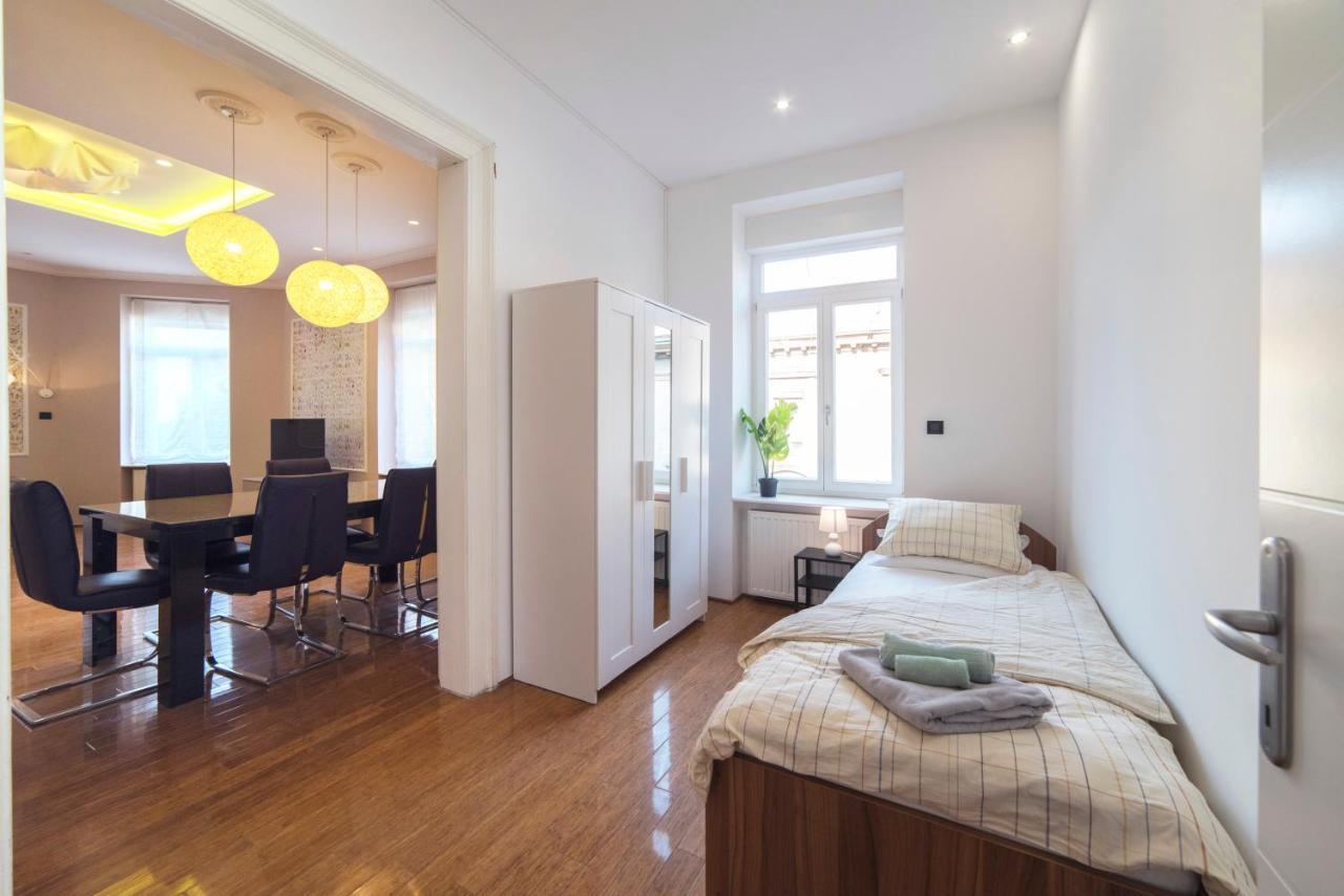 Agape Apartments ซาเกร็บ ภายนอก รูปภาพ